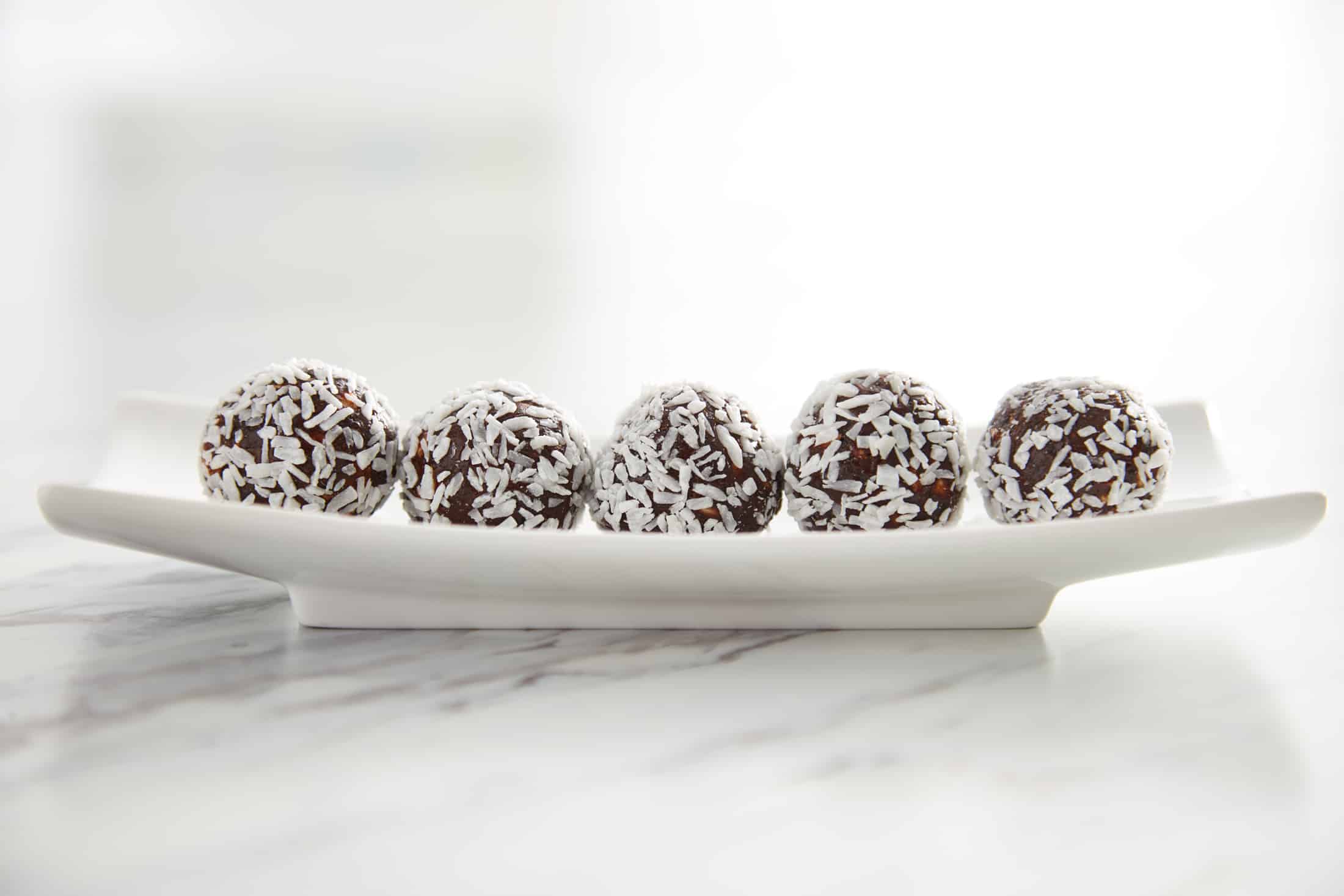 Easy Bourbon Balls Recipes < Call Me PMc